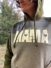 Load image into Gallery viewer, Mama --with heart