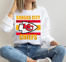 Load image into Gallery viewer, Vintage Kansas City Chiefs - yellow and red