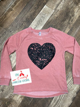 Load image into Gallery viewer, Black Heart