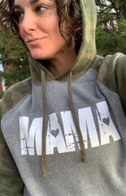 Load image into Gallery viewer, Mama --with heart